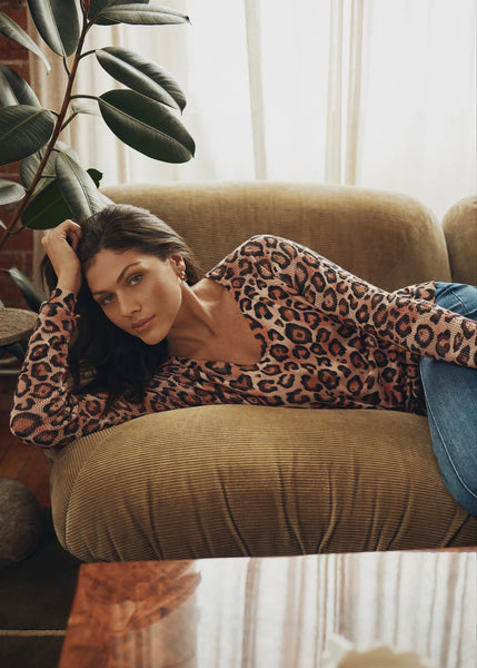 Women's French Dressing | V-Neck Pointelle-Sleeve Sweater| Light Leopard