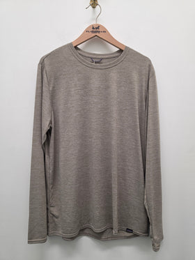 Men's Patagonia | Long Sleeve Capilene Cool Daily Shirt | Seabird Grey