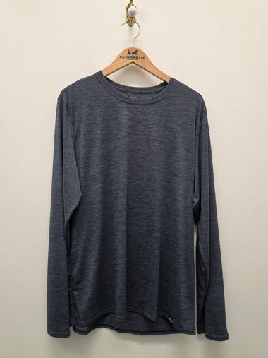 Men's Patagonia | Long Sleeve Capilene Cool Daily Shirt | Smolder Blue
