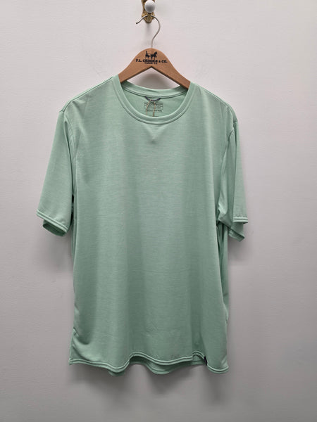 Men's Patagonia | Short Sleeve Capilene Cool Daily Shirt | Rinsed Green