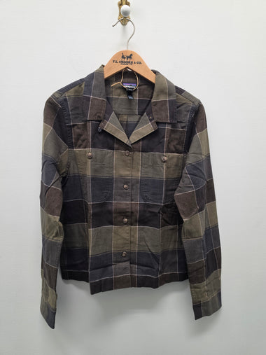 Women's Patagonia | Lightweight Fjord Flannel Shirt | Basin Green