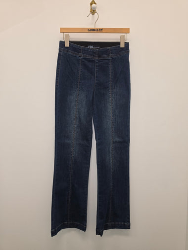 Women's French Dressing | Pull-On Boot Leg Denim | Dark Wash