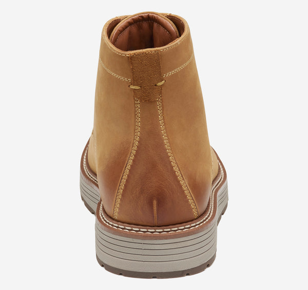 Men's Johnston & Murphy | Upton Lug Plain Toe Boot | Light Tan