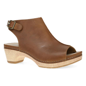 Women's Dansko | Lizzy Oiled Pull Up Sandal | Tan
