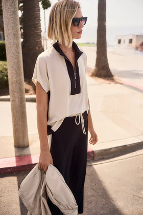 Women's Joseph Ribkoff | Silky Knit Color Block Straight Top With Zipped Collar | Moonstone/Black