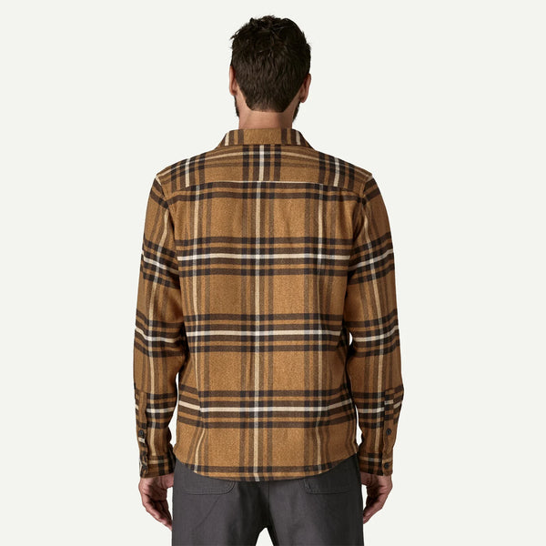 Men's Patagonia | Fjord Loft Shirt Jacket | Catch: Deer Brown
