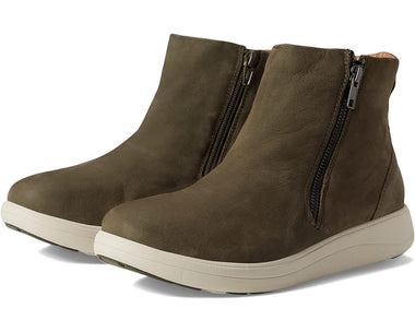 Women's Strive Footwear | Bamford II Water Resistant Boot | Olive