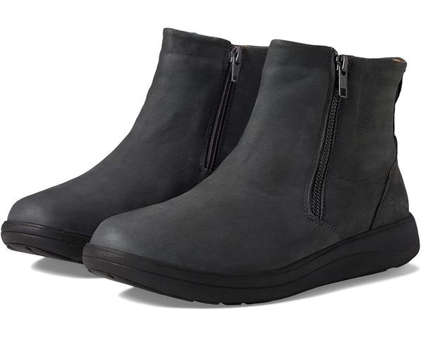Women's Strive Footwear | Bamford II Water Resistant Boot | Dark Grey