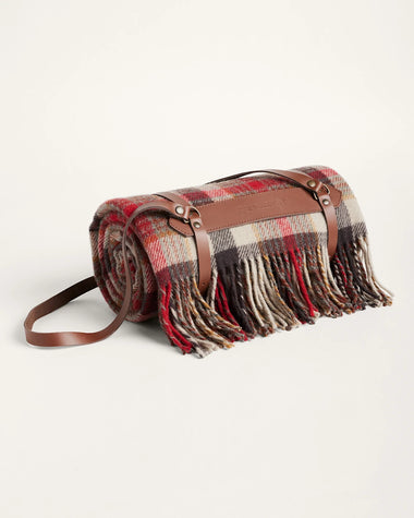 Men's Pendleton | Fringed Motor Robe with Leather Carrier | Lassen