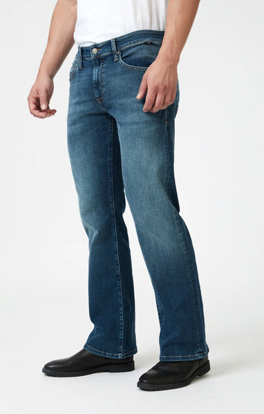 Men's Mavi | Josh Bootcut Jeans | Mid Brushed Organic Move