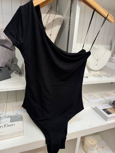 Women's Mono B | One Shoulder Short Sleeve Bodysuit | Black