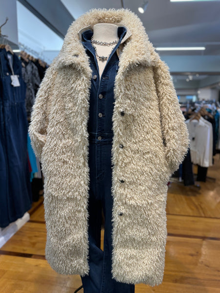 Women's SHACI | Meredith Vegan Faux Fur Coat | Beige