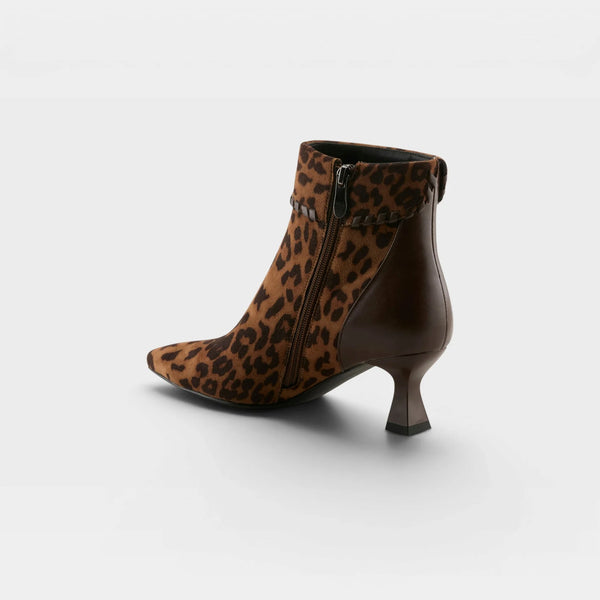 Women's Spring Step | Sidesaddle-Leo by Azura | Leopard Print
