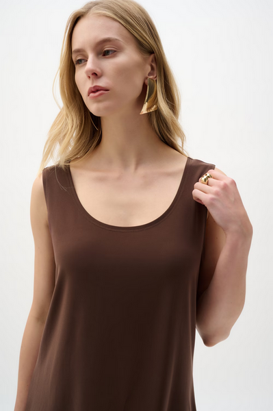 Women's Joseph Ribkoff | Silky Knit Scoop Neck Camisole | Mahogany