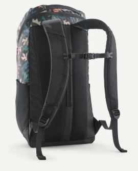 Patagonia | Black Hole Pack 25L | Kaleido Black
