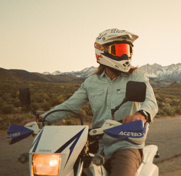 Men's Howler Bros | Dust Up Denim Snapshirt | Light Wash