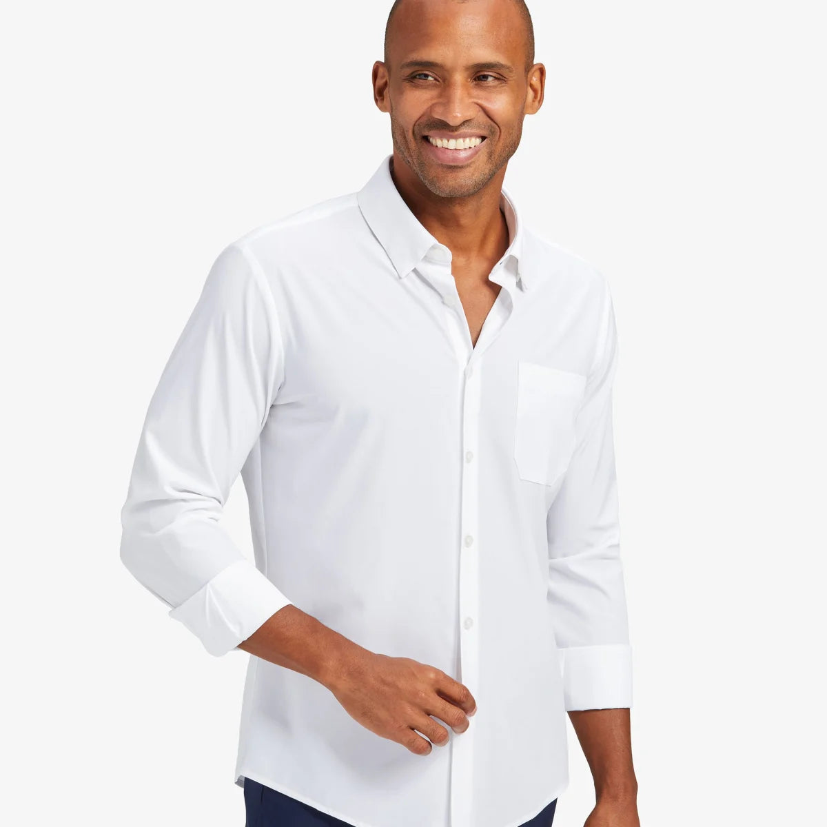 Men s Mizzen and Main Leeward No Tuck Dress Shirt White Solid