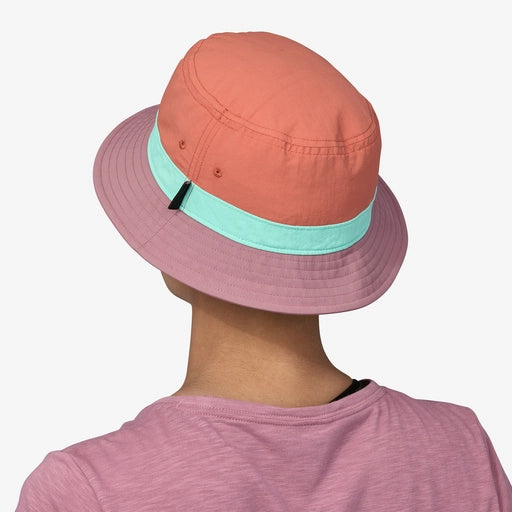 Women s Patagonia Wavefarer Bucket Hat Quartz Coral FLCrooks