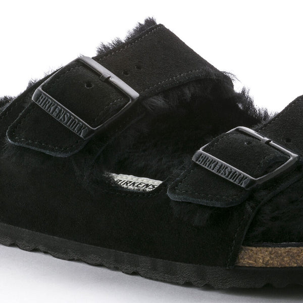 Women's Birkenstock | Arizona Fur Shearling Sandal | Black