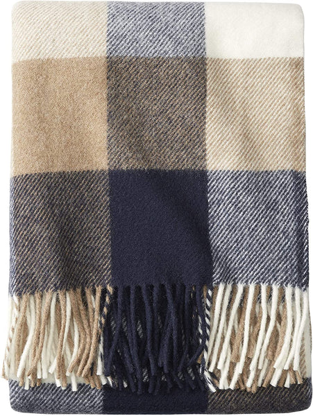 Women's Pendleton | Eco-Wise Fringed Wool Throw | Navy/Camel
