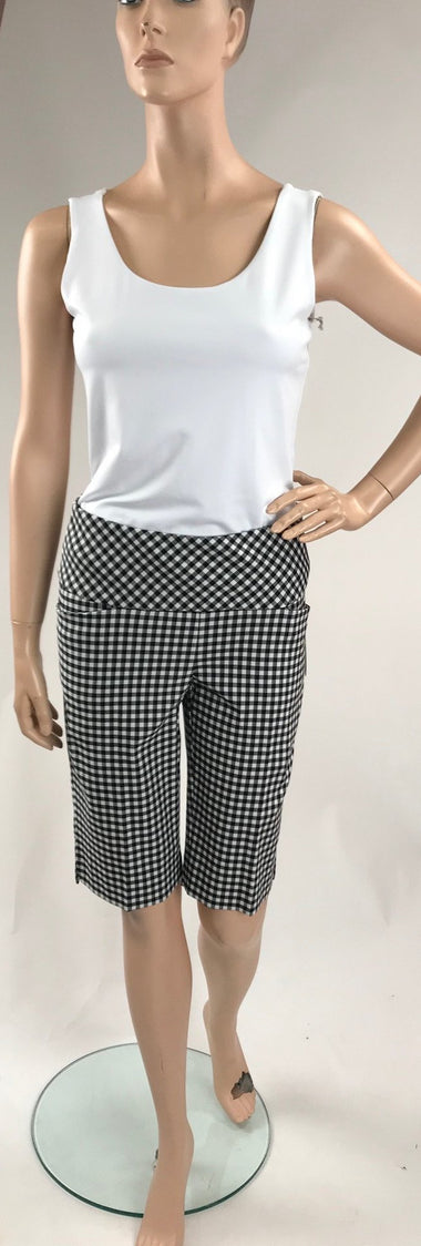 Women's Up! | Walking Shorts | Black White Gingham