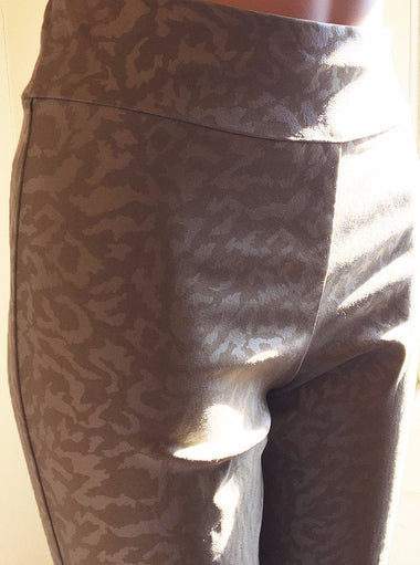 Women's Krazy Larry | 28" Ankle Pant | Taupe Cheetah - FL Crooks