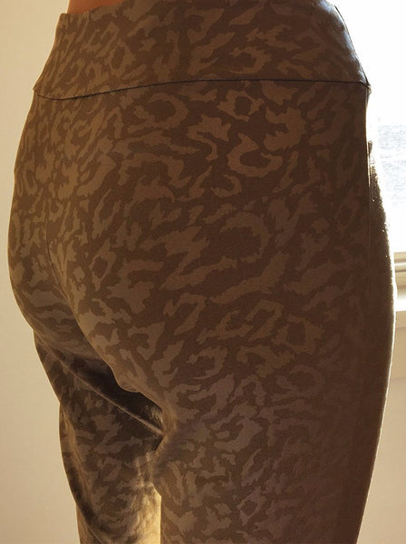 Women's Krazy Larry | 28" Ankle Pant | Taupe Cheetah - FL Crooks