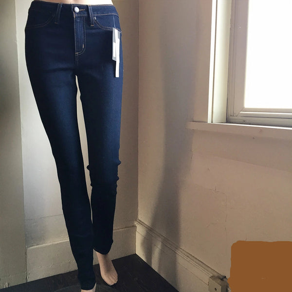 Women's Margaret M | Miracle Comfort Straight Leg Jean | Dark Indigo - FL Crooks