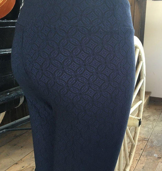 Women's Margaret M | Petite Pull On Pant | Navy Print - FL Crooks