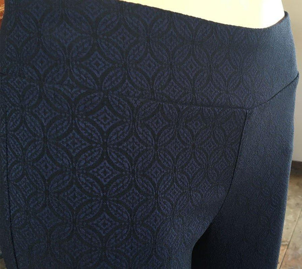 Women's Margaret M | Petite Pull On Pant | Navy Print - FL Crooks